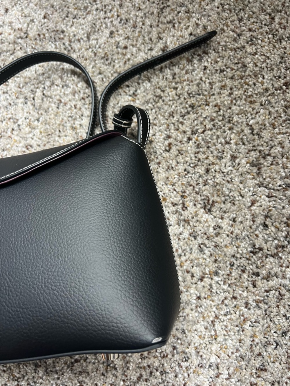 Freja New York Hudson Bag - Black - Picture 8 of 10
